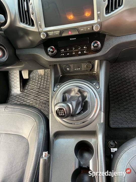 Sprzedam Kią Sportage 1 7CRDI sprowadzony Sportage sprzedam