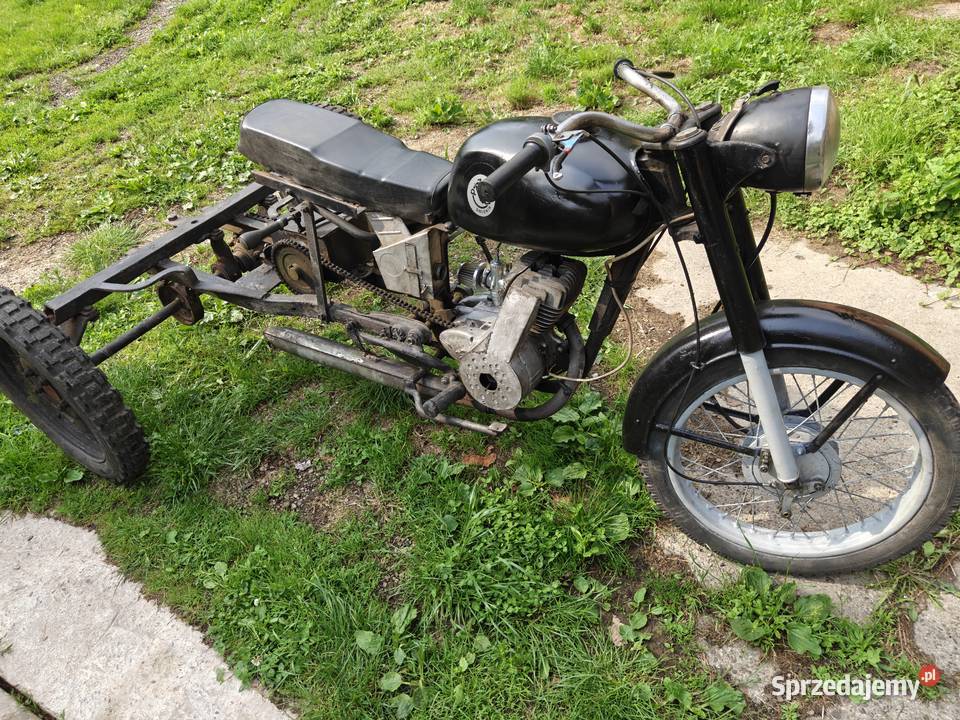 Śliczna WSK 125 Trajka skrzynia ŻUKowska
