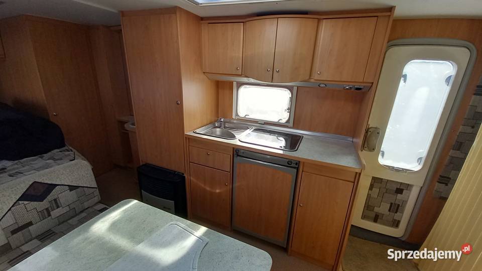 Burstner Ventana 550 plus Duży namiot Piętrus 7 1 sprzedam