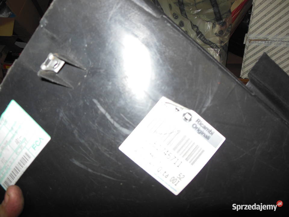 NADKOLE PRZEDNIE LEWE CROMA II 51745711