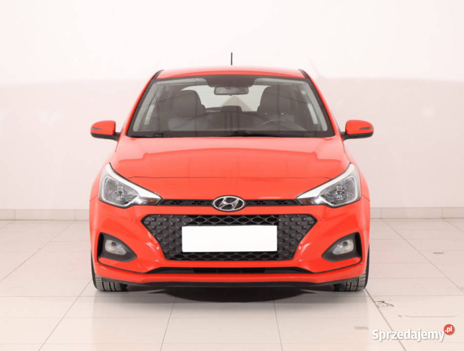 Hyundai i20 12 czujnik parkowania