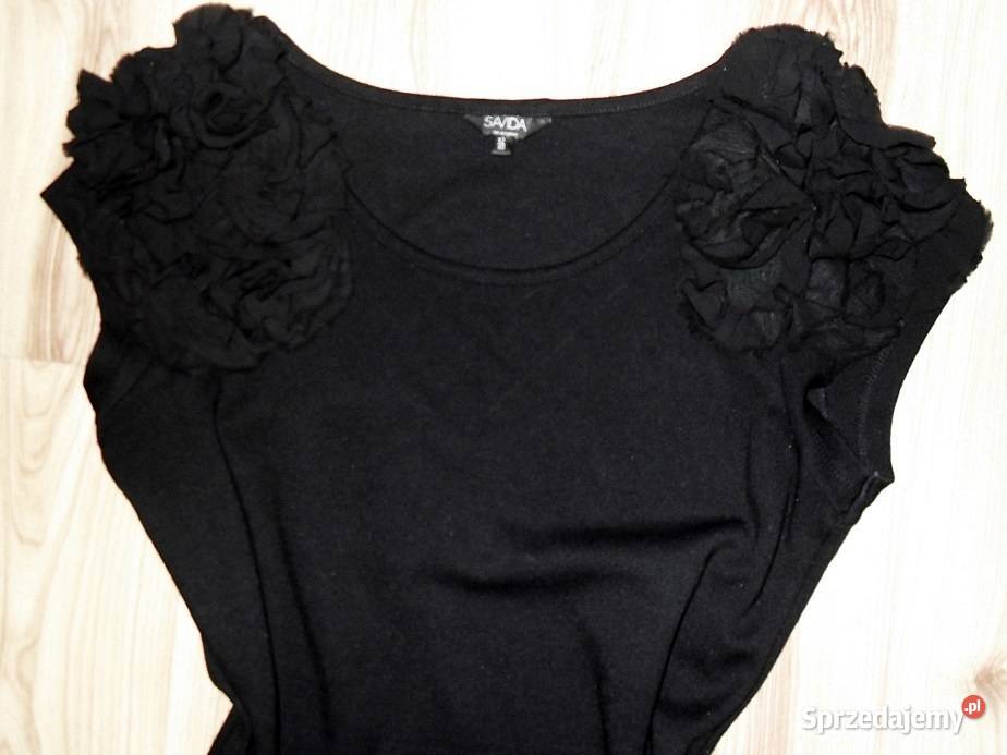 Sukienka z dzianiny w kolorze czarnym marki Wieleń