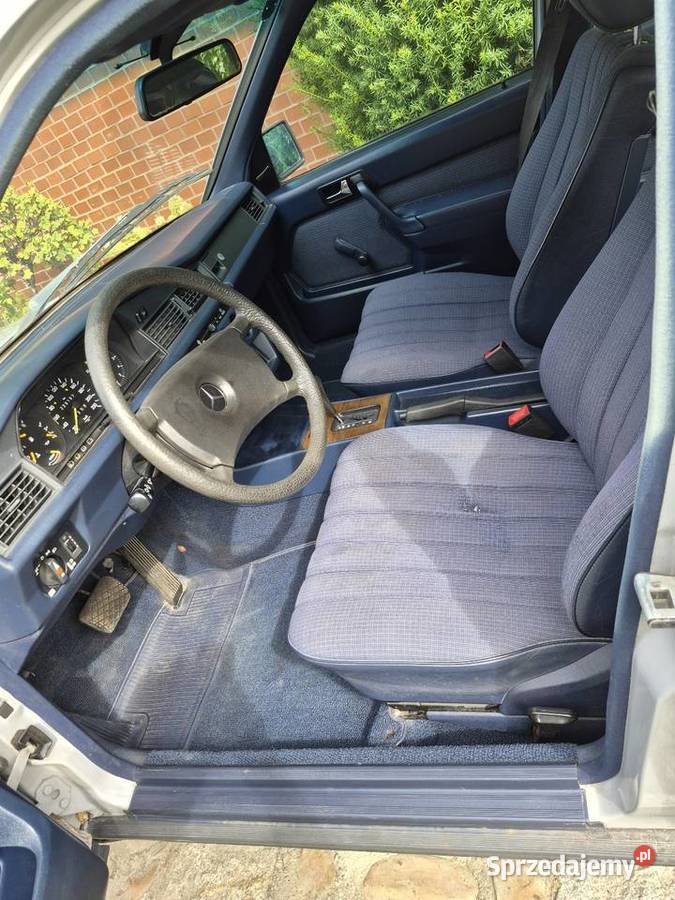 Mercedes 190E W201 pierwsza seria Automat sprowadzony Nysa
