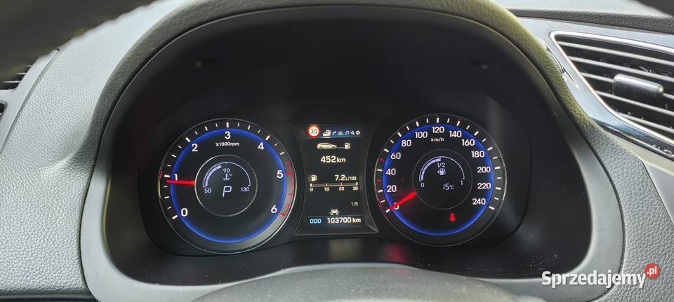 Hyundai i40 15 CRDi Premium Samochody osobowe Parzniew