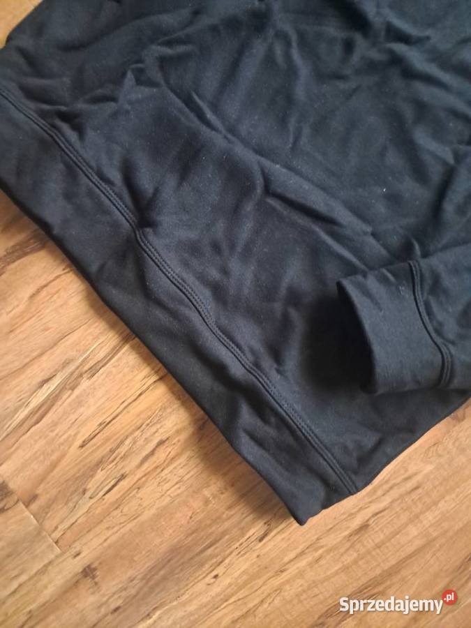 nowa czarna bawełniana bluza rozmiar L ale to Rozmiar M Sandomierz sprzedam