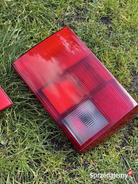 Lampy Audi 80 Color Edition B4 Sedan RS2 S2 Rok produkcji 1994