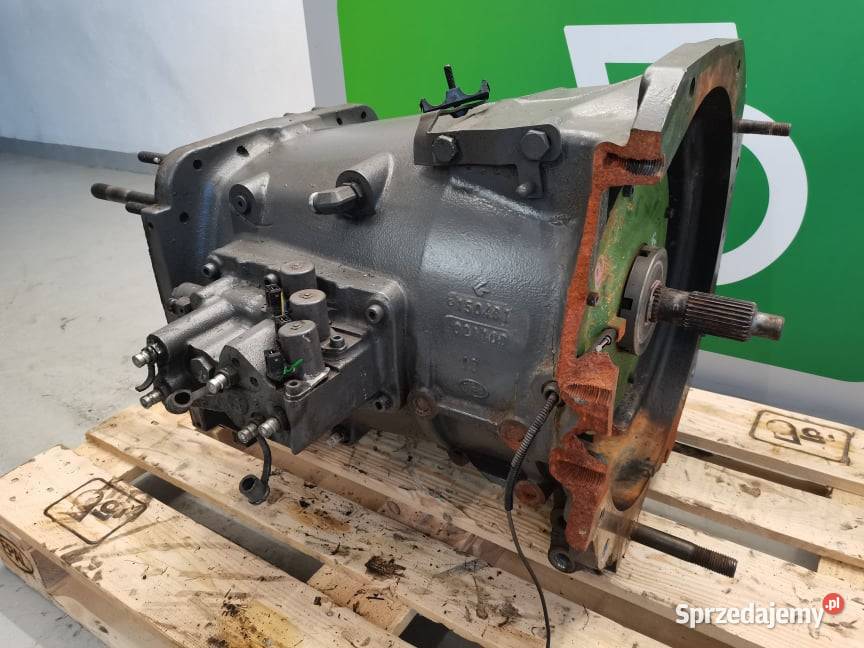 Przekładnia Dyna6 Massey Ferguson 6714 1504B1