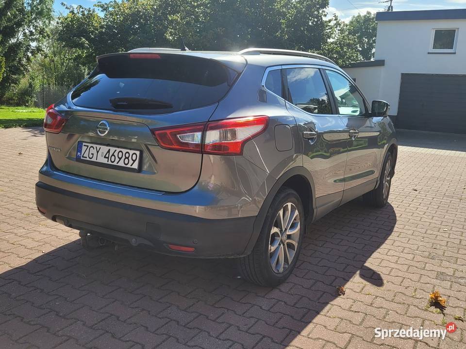 Nissan Qashqai II J11 12 DIGT 115 Acenta Rok produkcji 2016 Qashqai Trzebiatów sprzedam
