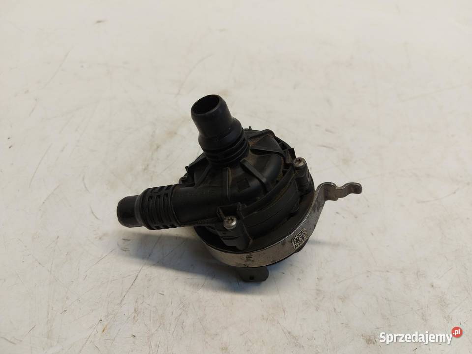 BMW G21 G20 Kombi 330e pompa wody dodatkowa