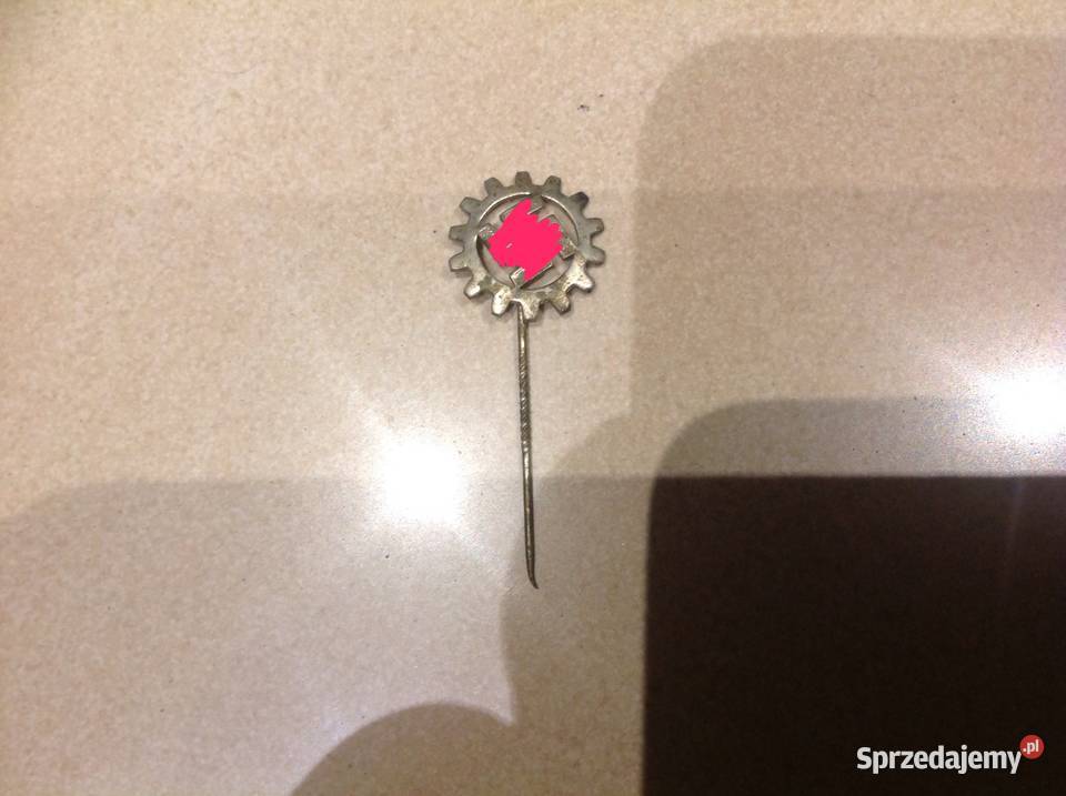 Stara Niemiecka Przypinka Metalowa lubuskie Nowa Sól