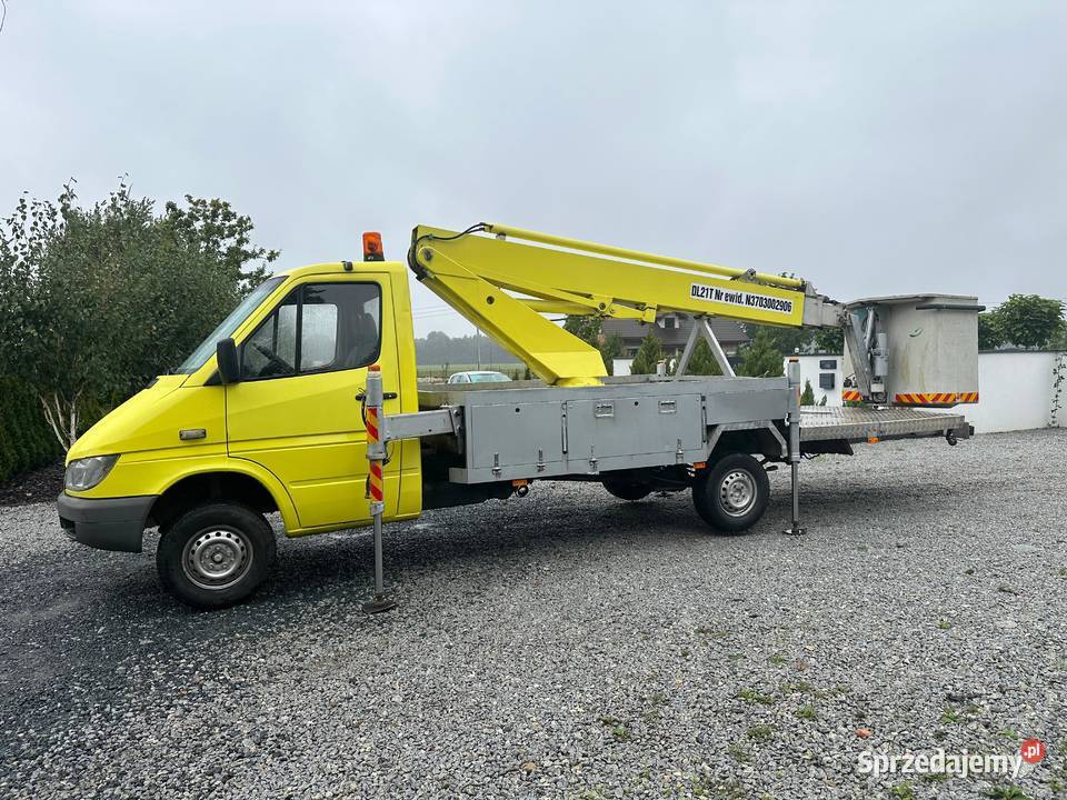 Mercedes Sprinter 311 podnośnik koszowy 21m Złoczew