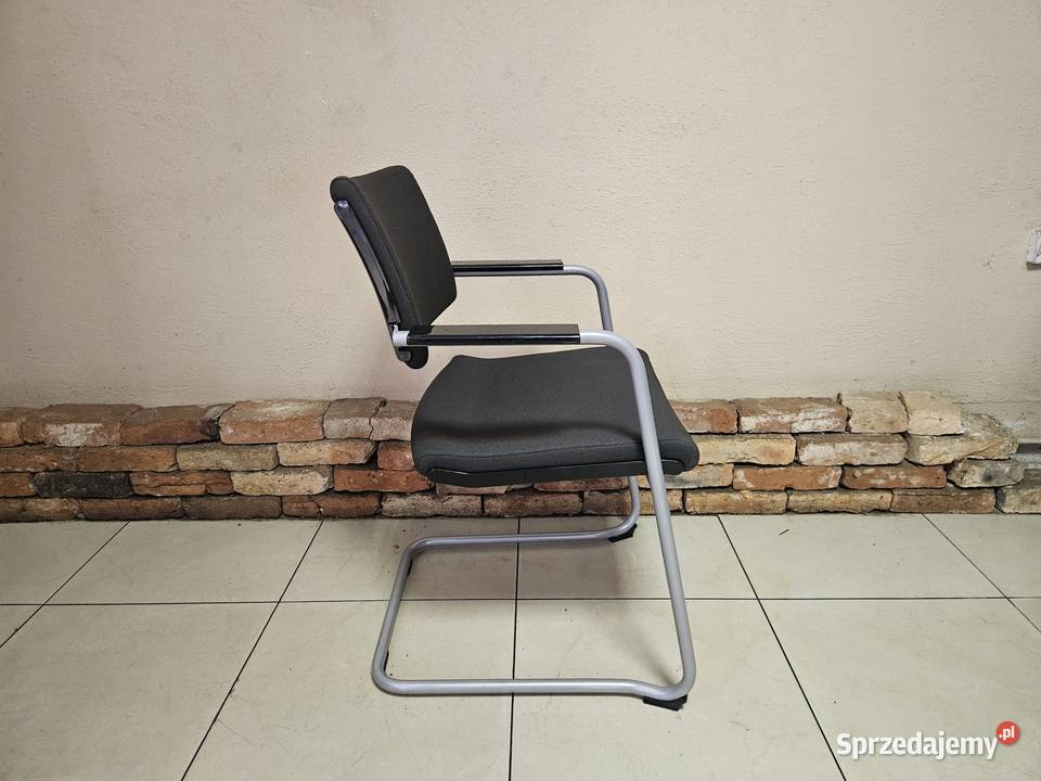 Krzesła tapicerowane konferencyjne