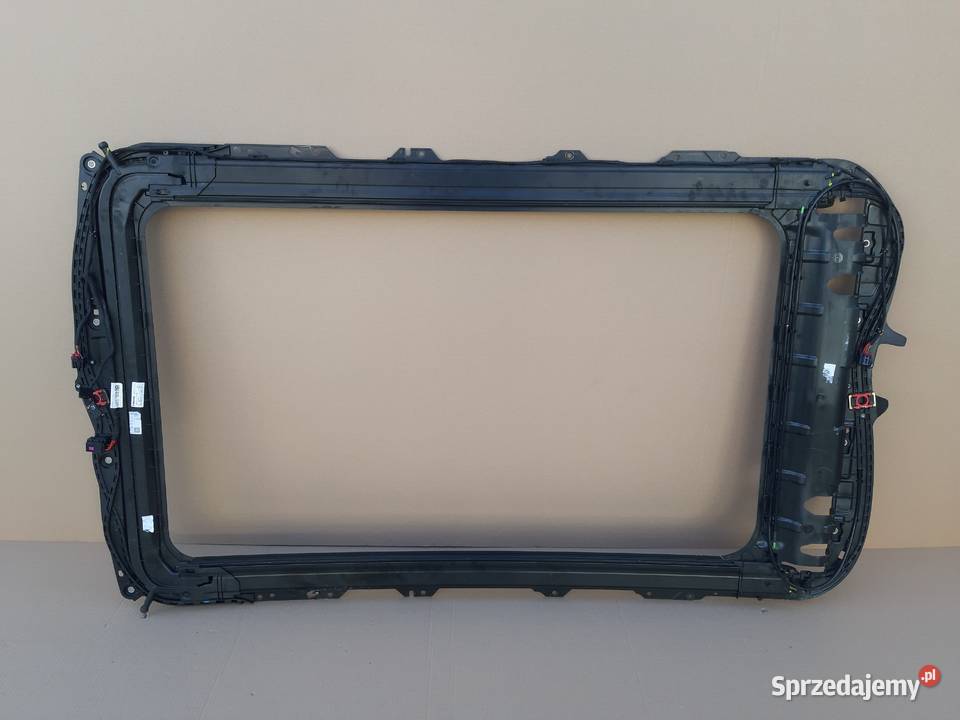 SKODA OCTAVIA III KOMBI RAMKA RAMA PANORAMY osobowe Trzciel