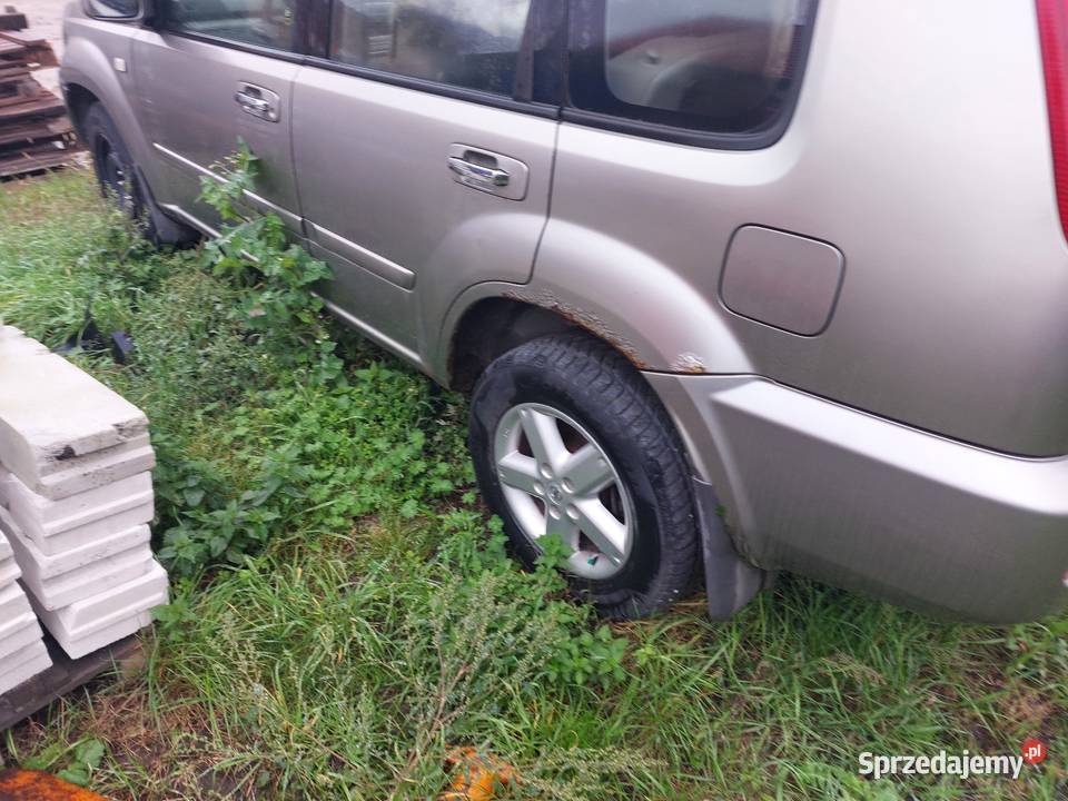Nissan xtrail 22 2002r na czesci diesel srebrny