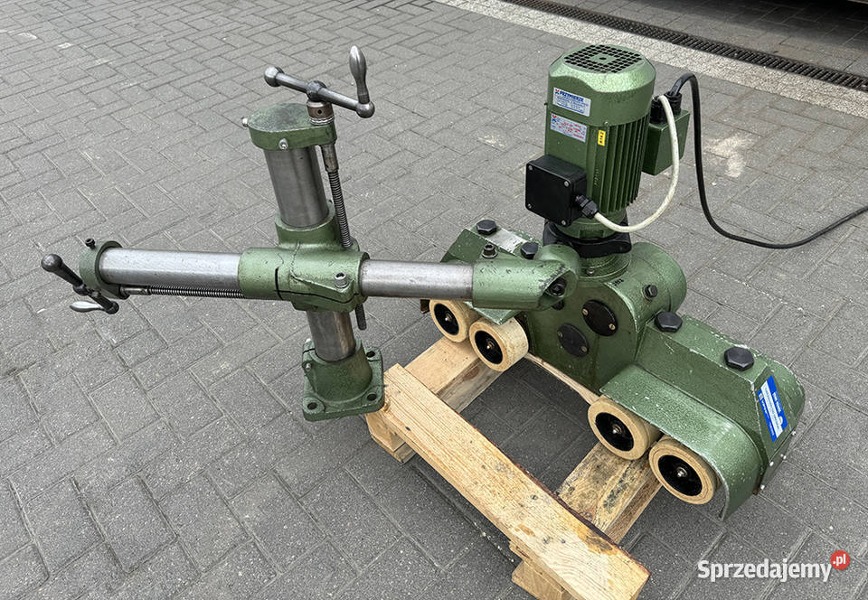 Posuw mechaniczny 4rolkowy