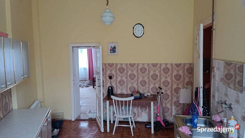 Duże mieszkanie w odnowionej kamienicy