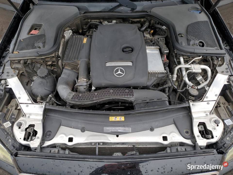 2017 MERCEDESBENZ E 300 4MATIC Rok produkcji 2016