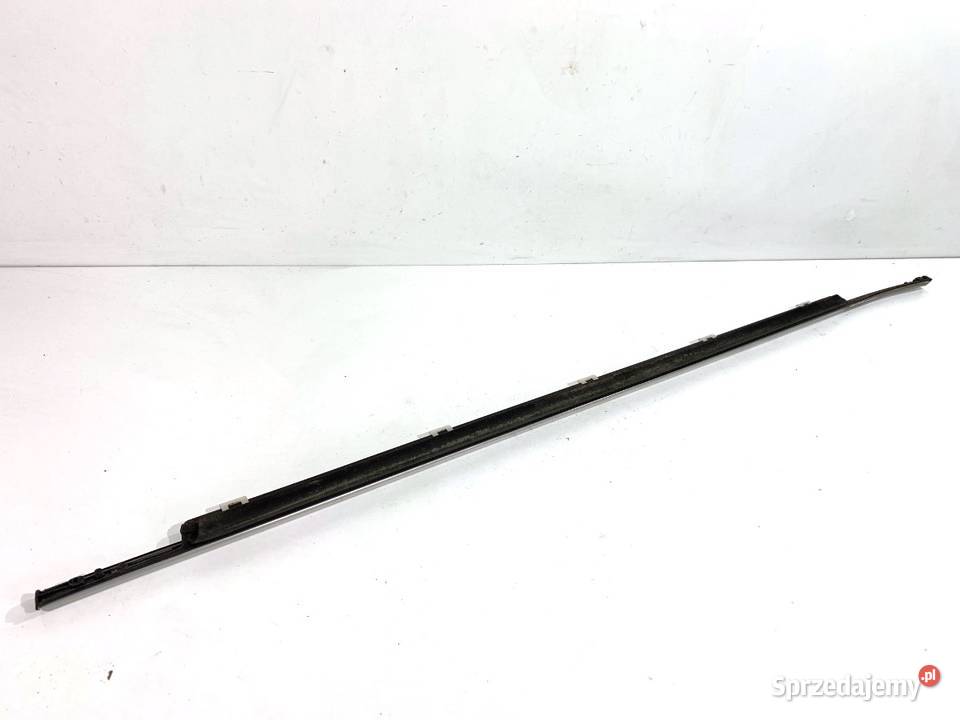 LISTWA ZGARNIAJĄCA PRZÓD PRAWY HYUNDAI SANTA FE