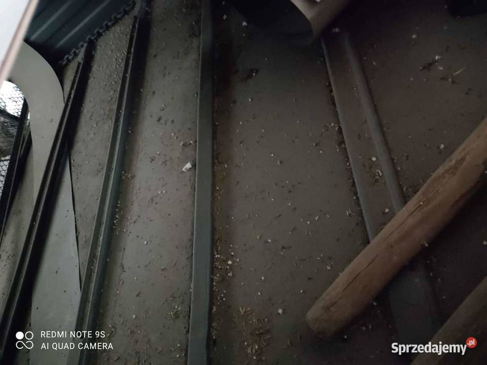 Rozrzutnik obornika czarna białostocka nieuszkodzony Krasew