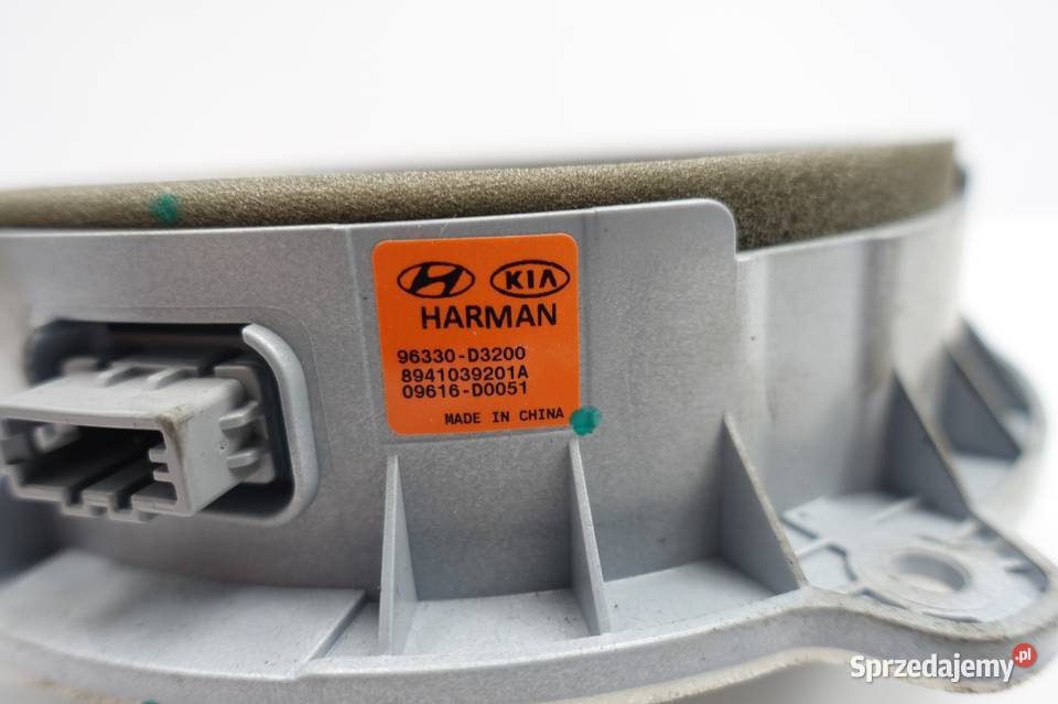 Hyundai Tucson III 15 GŁOŚNIK harman kardon
