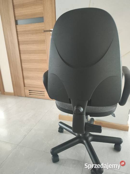 Krzesło biurowe obrotowe Grand 48cm