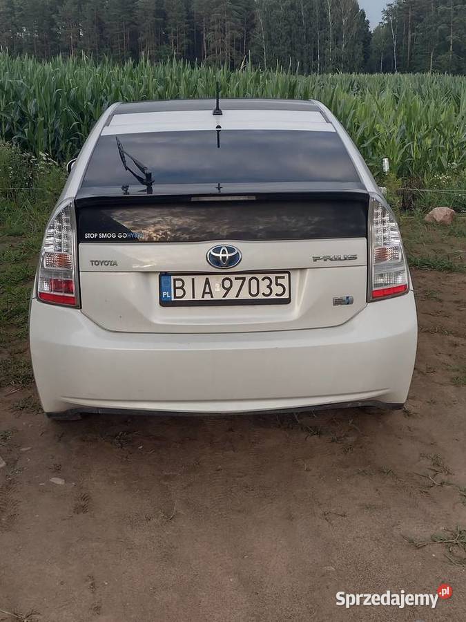 Sprzedam Toyota Prius 3 z 2010 r 18 hybryda Pasynki