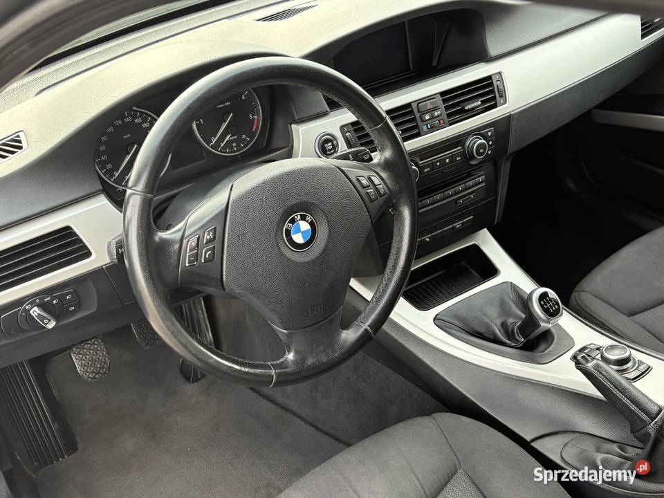 BMW Seria 3 E91 LCI biXenon PDC nawigacja CIC Stróżki sprzedam