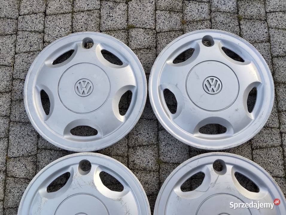 Kołpak Vw 13 Polo Fox 867601147C sztukę Akcesoria Kamieniec sprzedam