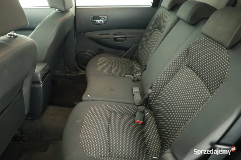 Nissan Qashqai2 16 i Samochody osobowe