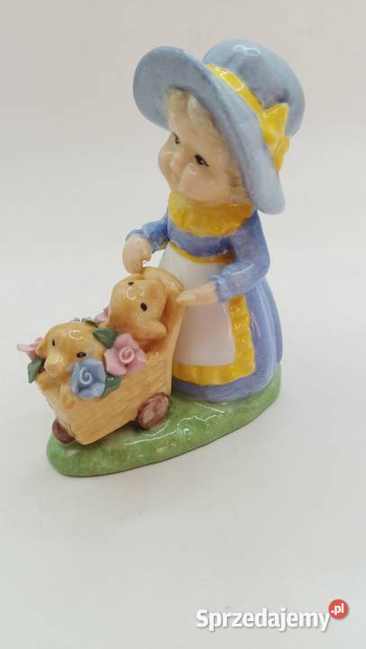 Figurka porcelana dziewczynka w kapeluszu Zamość