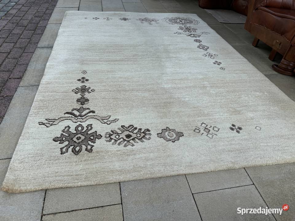 Dywan pokojowy prostokątny 170x240 beżowy Garwolin