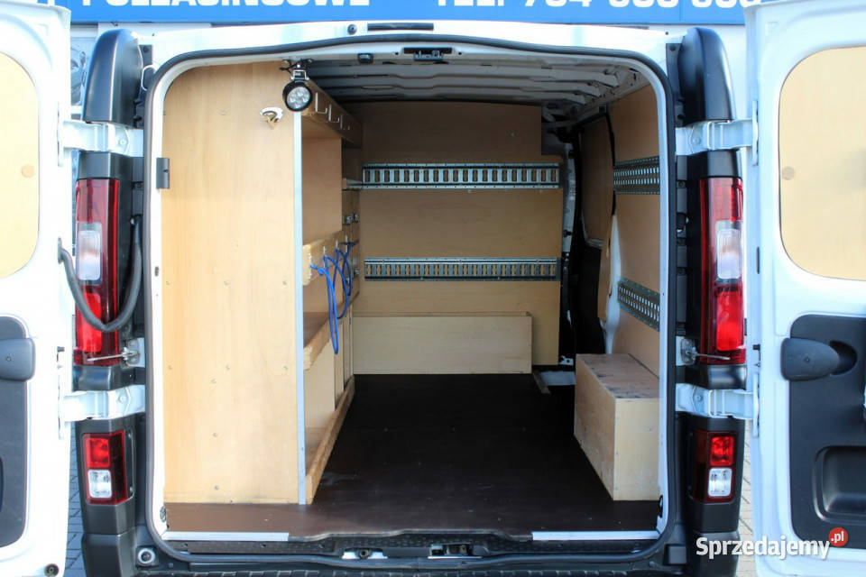 Renault Trafic L2 3osobowy FV23 Navi Kamera LED