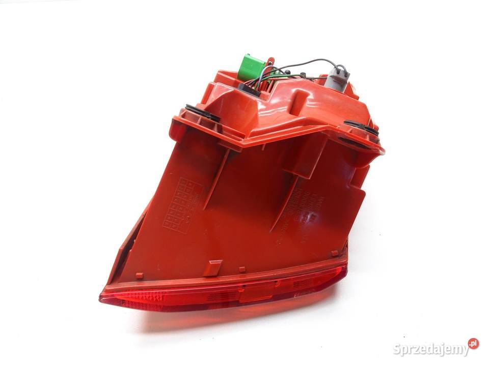 LAMPA PRAWA PRAWY TYŁ TYLNA W BŁOTNIK 4G5945096A Części samochodowe małopolskie