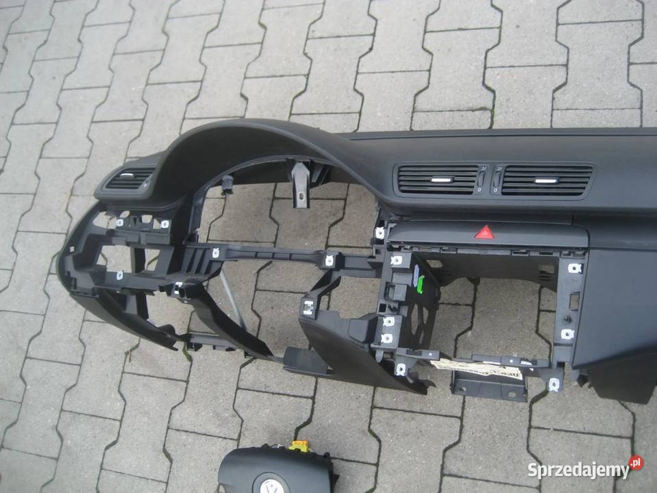 vw passat b6 0510r deska rozdzielcza konsola