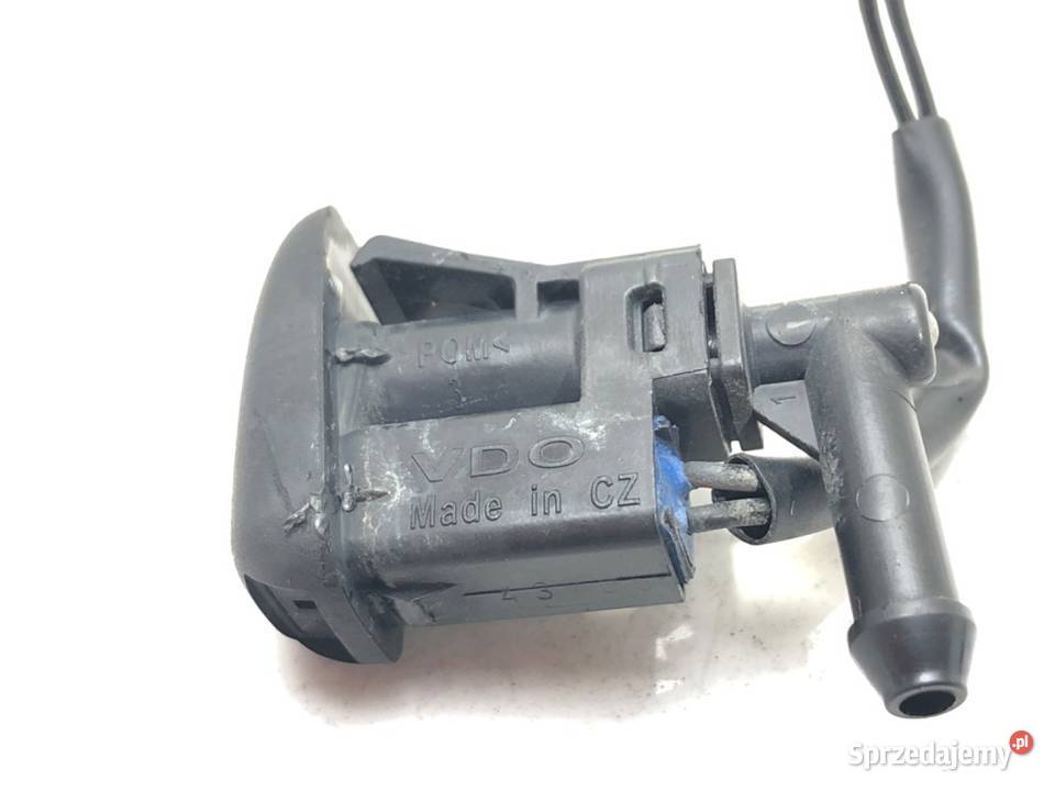 SPRYSKIWACZE MASKI LEWY BMW E83 0311 7110851 sprzedam