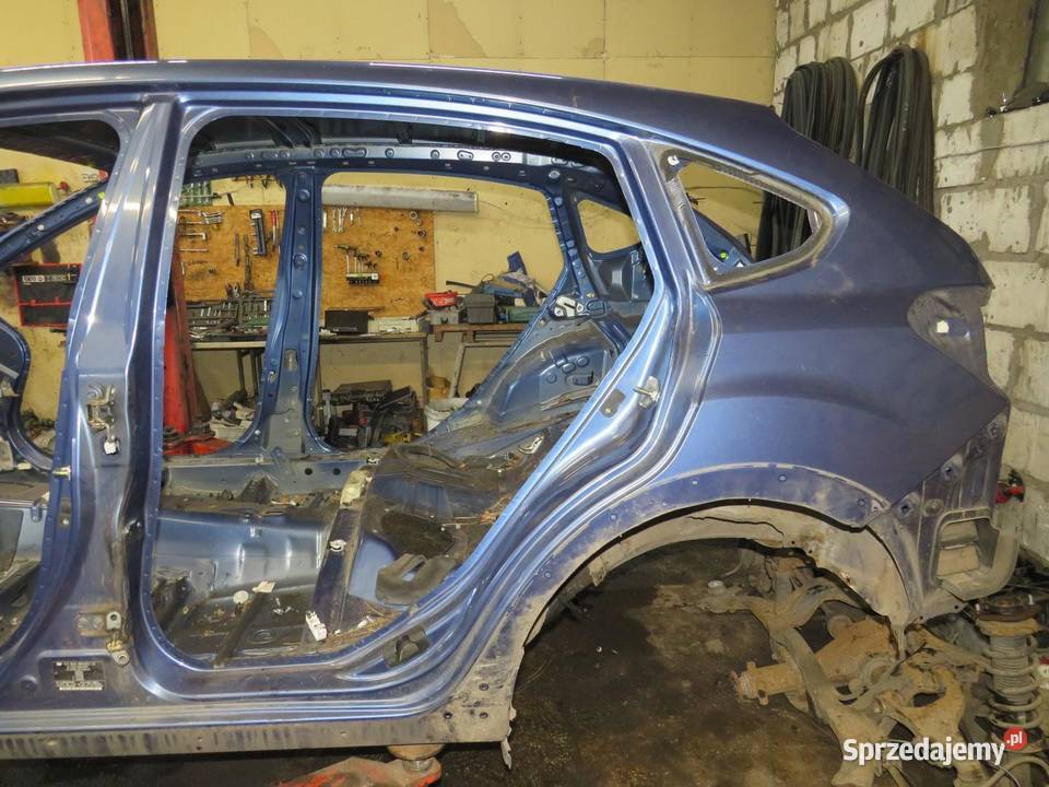 ĆWIARTKA BŁOTNIK LEWY TYŁ SUBARU XV osobowe