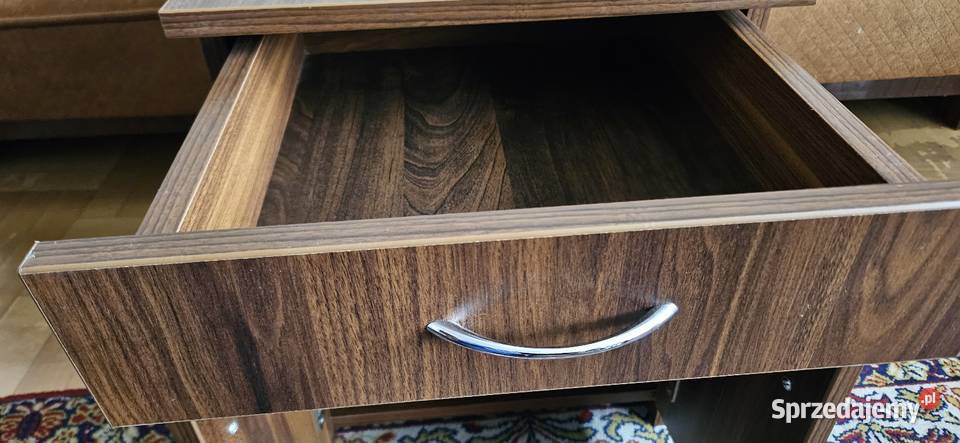 Stolik nakastlik z lampką Kraków sprzedam