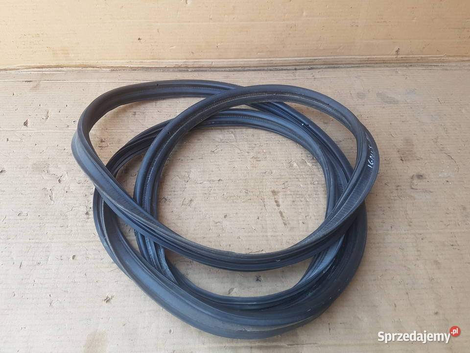 Suzuki Ignis FH 0003 Uszczelka wnęki klapy Legnica