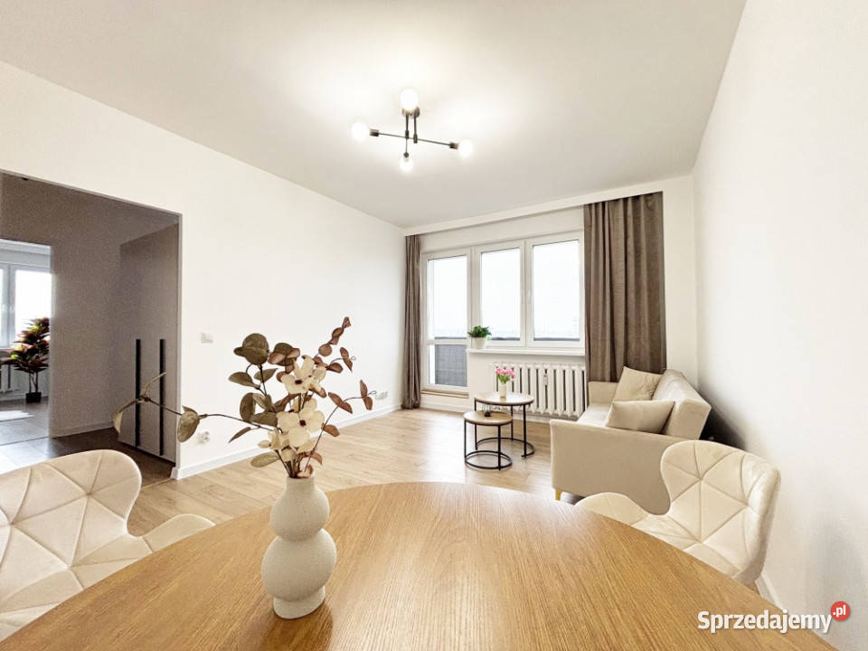 Bezpośrednio 2 pokoje generalnym remoncie balkon