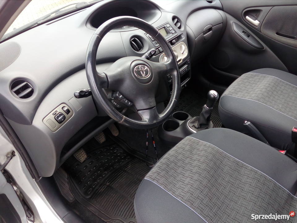 super toyota yaris Radom