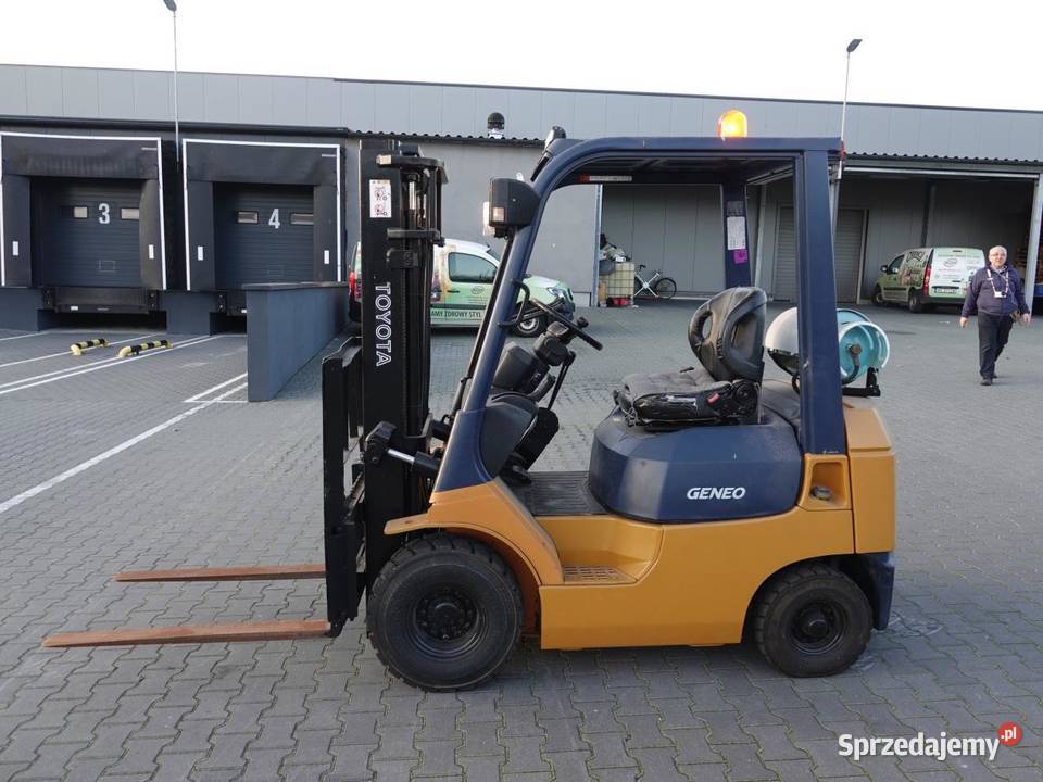 Wózek widłowy unoszący Toyota Geneo 7FG15