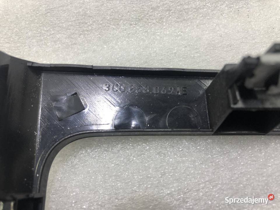 RAMKA DEKOR DESKI KONSOLI VW PASSAT B6 osobowe Deski rozdzielcze, konsole wielkopolskie