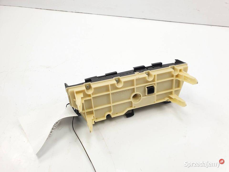 PANEL KLIMATYZACJI TOYOTA PRIUS III 5590047020