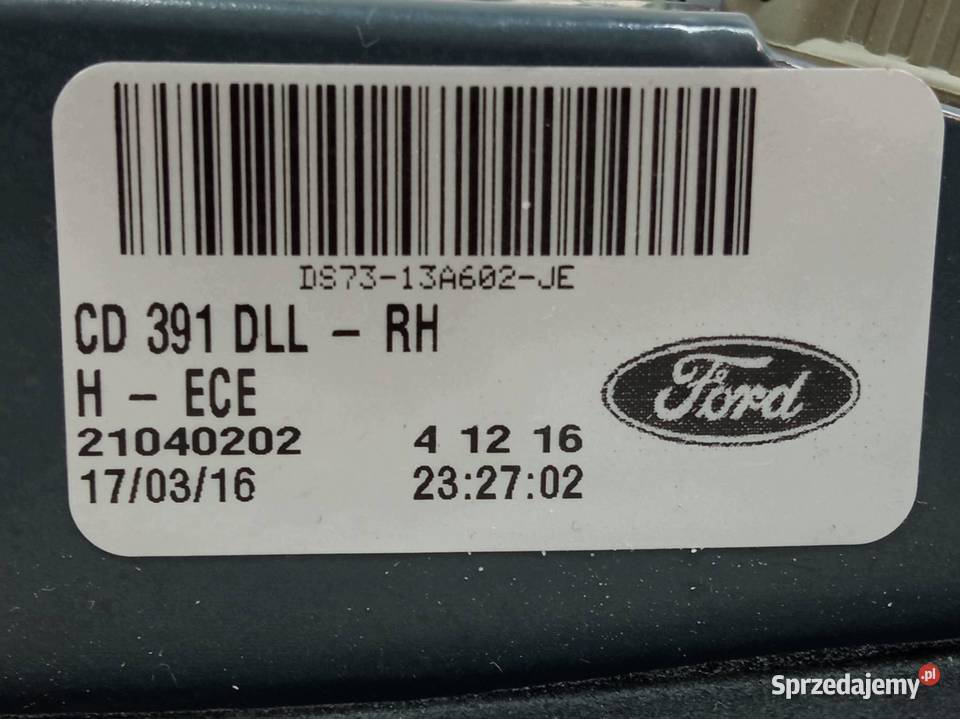 LAMPA TYŁ W KLAPĘ PRAWA 5D HB DS7313A602JE Ford