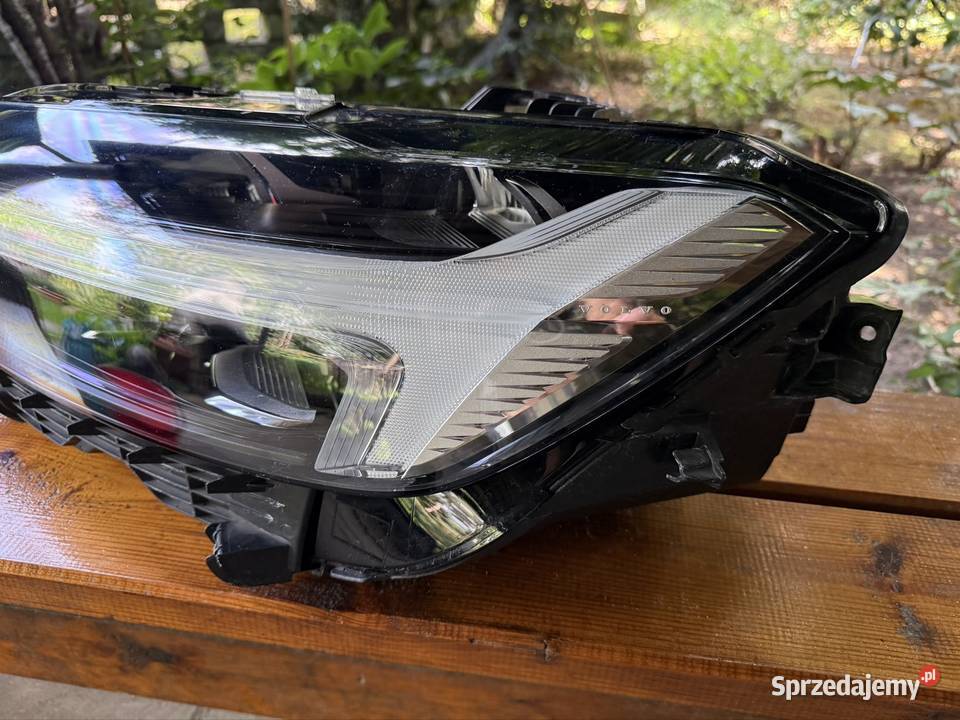 Lampa przednia lewa Volvo s90