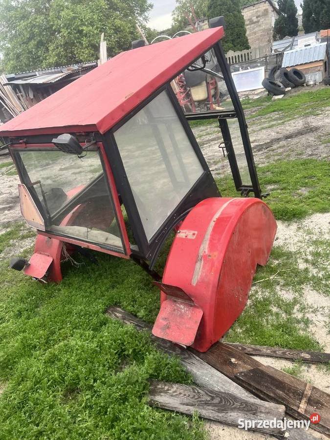 Kabina sadownicza z błotnikami mf 235 Widzów