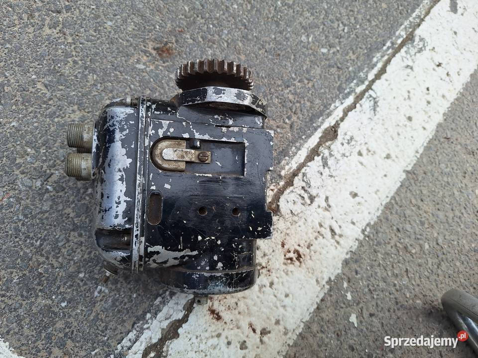 ISKROWNIK SCINTILA USA 4 CYLINDRY Łańcut