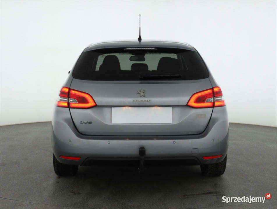 Peugeot 308 12 PureTech wielofunkcyjna kierownica