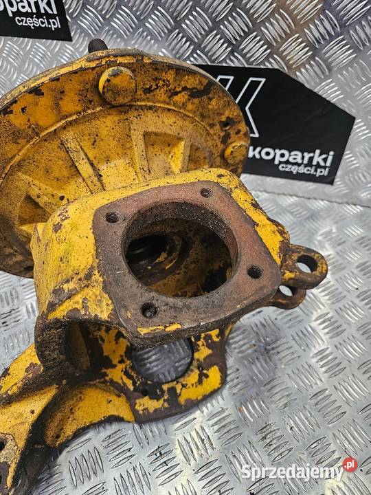 Lewa zwrotnica z piastą koła JCB 3CX 4CX 52558