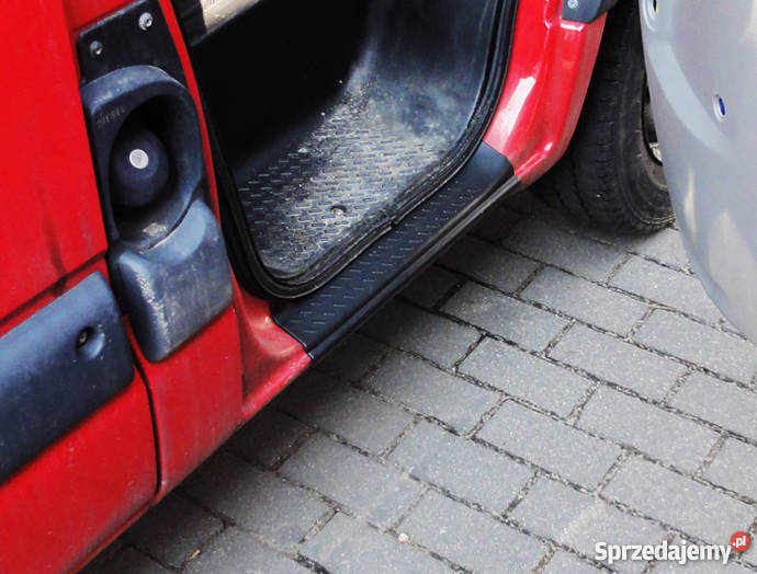 Listwy Nakładki progowe na progi na próg Peugeot